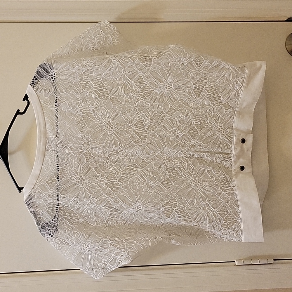 Cabi Mesh Top - Picture 2 of 3